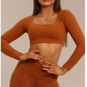 Tiger Friday Honest long sleeve crop top copper color, size CXL
